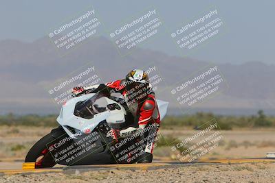 media/Sep-30-2023-SoCal Trackdays (Sat) [[636657bffb]]/Turn 9 Inside (1020am)/